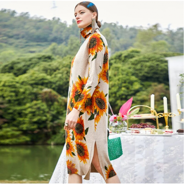 Robe Fleurie en Cachemire – Image 7